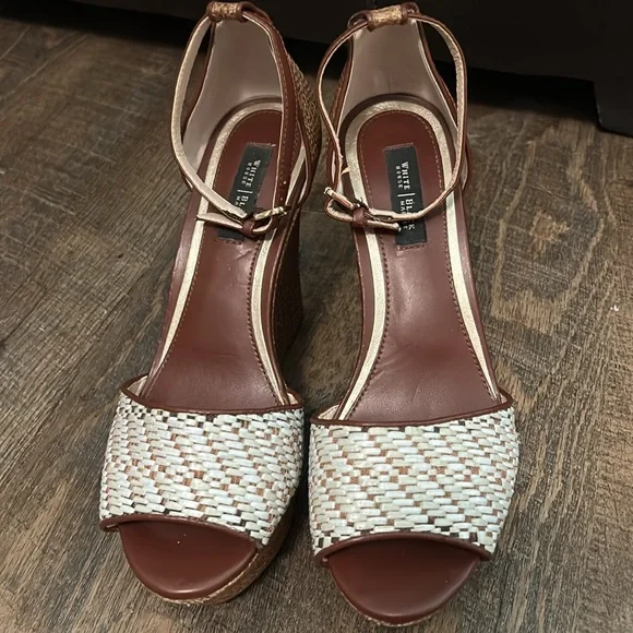 White House Black Market Women’s Elodie Platform Wedge Heels Size 7.5 - Picture 2 of 11